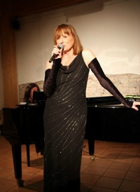 Gesang & Piano Annemarie Frank